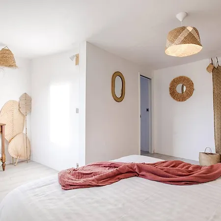 Maison De Charme Avec Jardin A - Fr-1-788-51 * Sallenelles